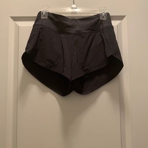 Outdoor Voices Hudson shorts